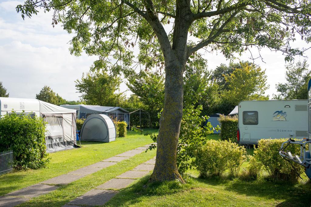 Camping 'T Veerse Meer Wolphaartsdijk Экстерьер фото